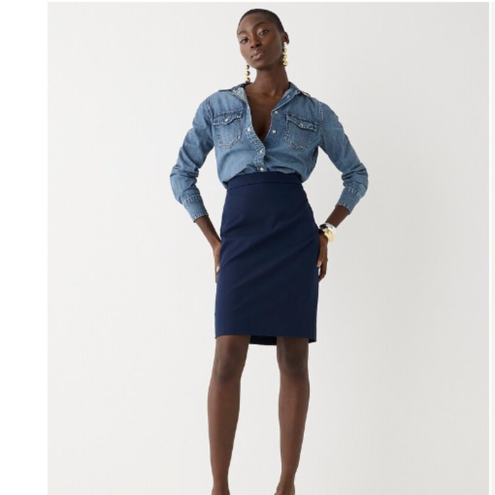 J. Crew No. 2 Pencil skirt in bi-stretch cotton blend (Navy Size 2) - New!